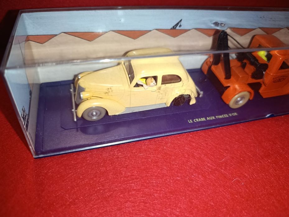 Miniatura Tintin  Reboque e Carro Acidentado