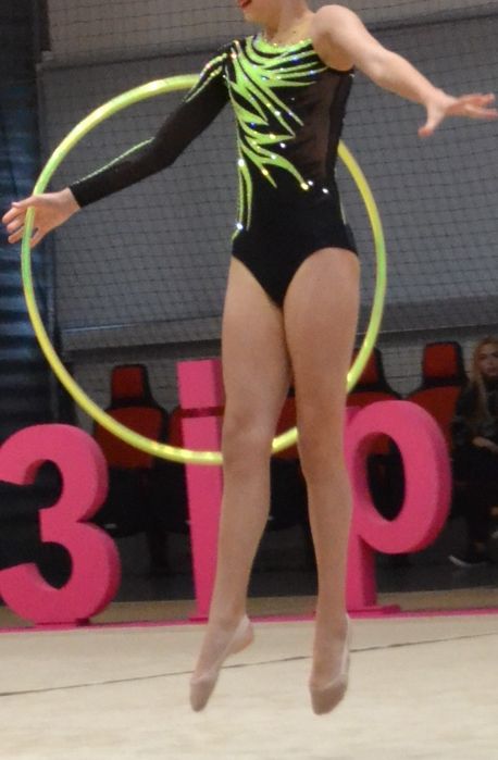 Купальник художня гімнастика