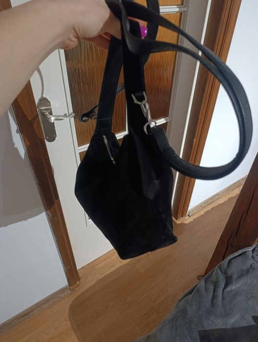 Na sprzedaż nowa torebka zamszowa