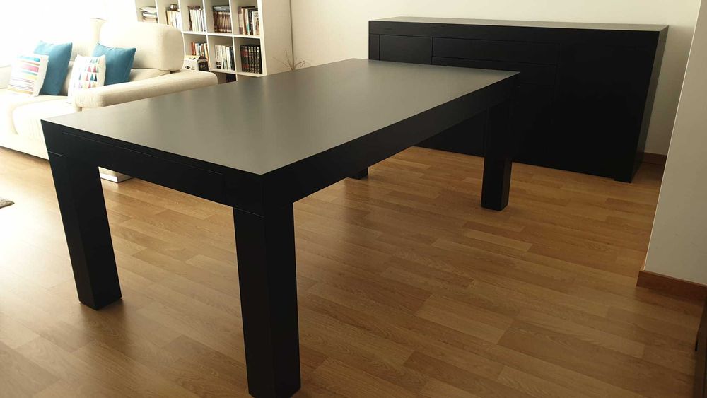 Mesa sala de jantar com 6 cadeiras em carvalho wengué