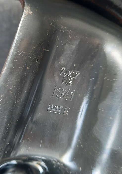 felgi stalowe strukturalne + kołpaki 17 5x120 et41 opel insignia