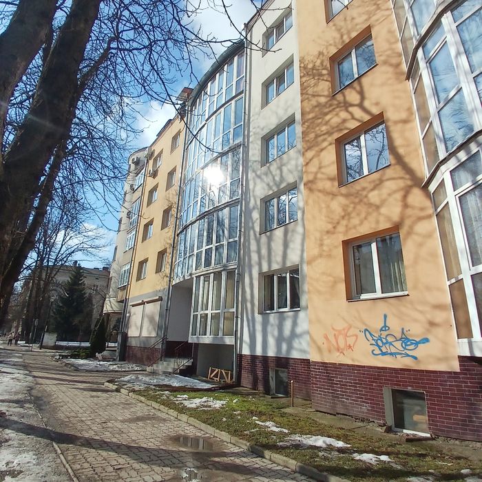 Продаж 3кім квартири в центрі міста вул.Франка