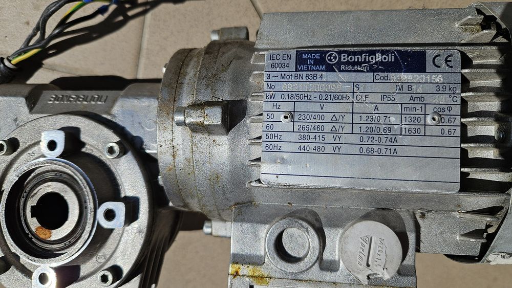 Motoreduktor bonfiglioli 0,18 kW