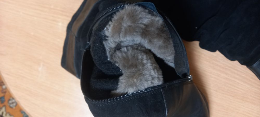 Женские зимние сапоги