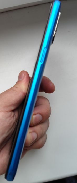 Realme C3 2/32 добре працює б/у