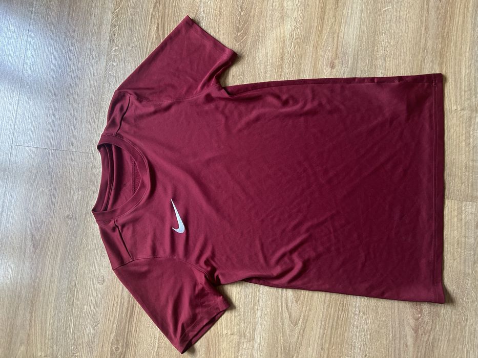 koszulka nike sportowa