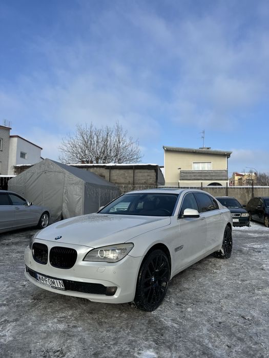 BMW 7 F02 3.0 benzyna/skora/Long/bez wypadkowa