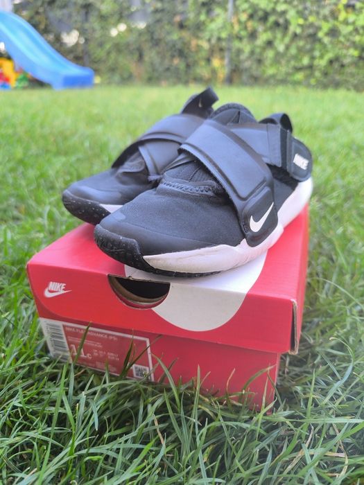 Nike flex advance 28 /11c