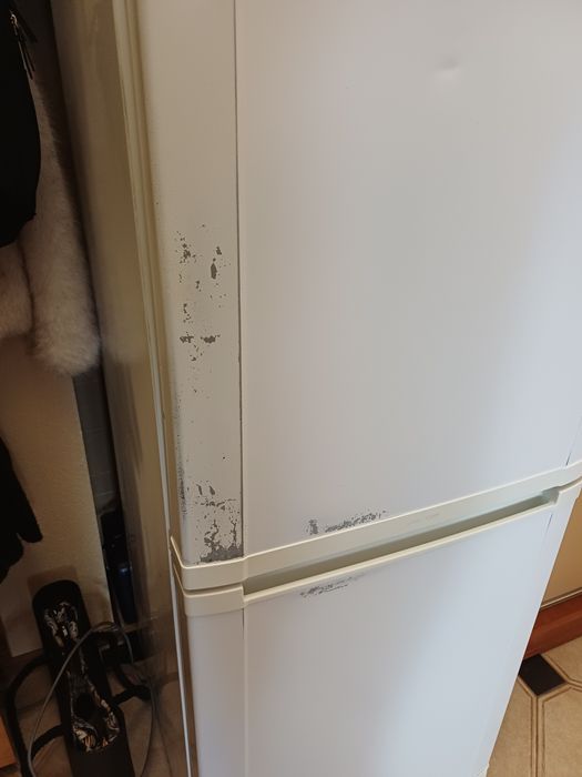 Холодильник продам Samsung
