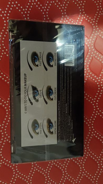 Палетка тіней для очей LCF