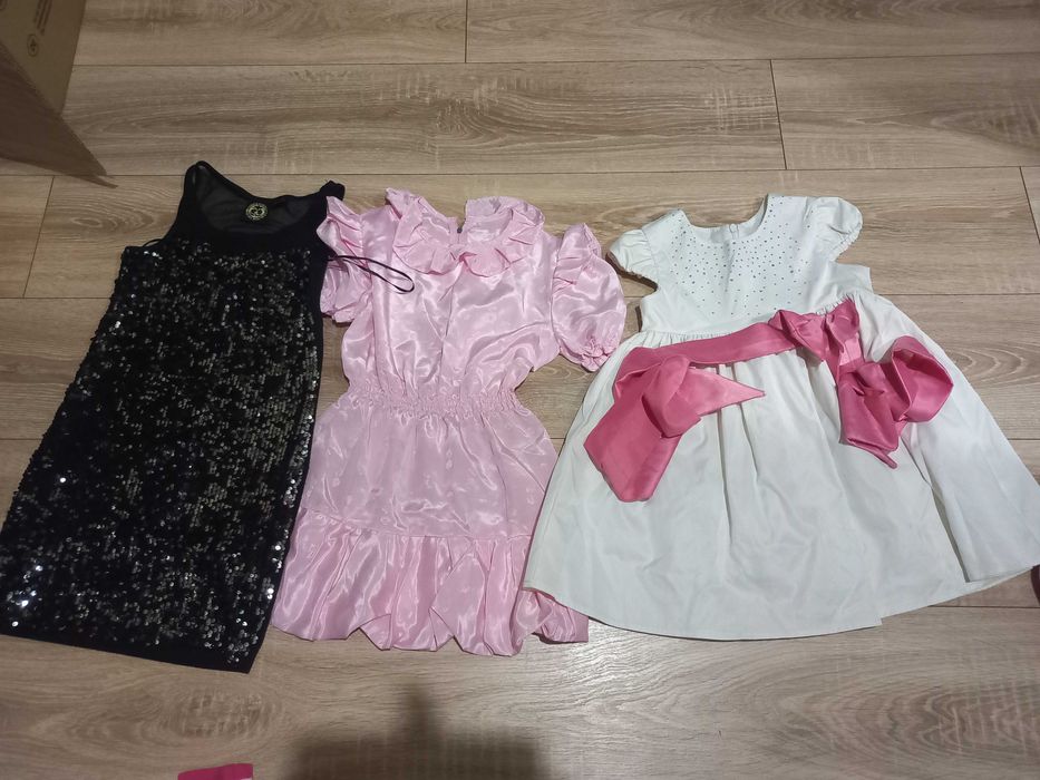 Речі для дівчинки до 1 року