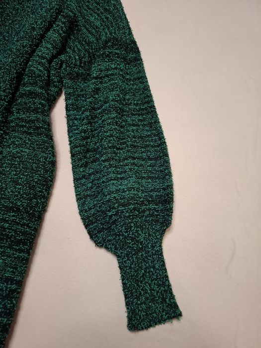 Długi oversize sweter Reserved czarno-zielony boucle rozm. S