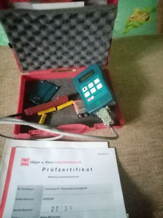 Труммметер , прилад вимірювання частоти світла, натягу пасок(ремень)