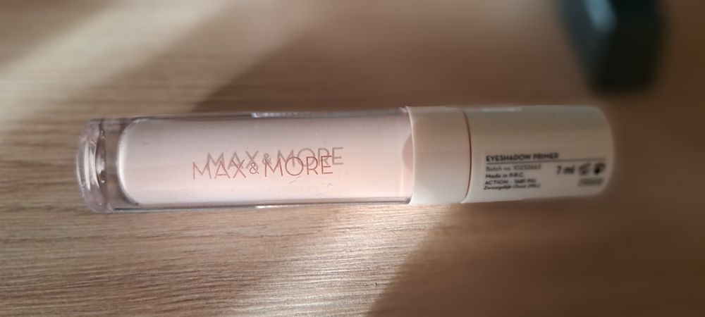 Max&more primer baza pod cienie