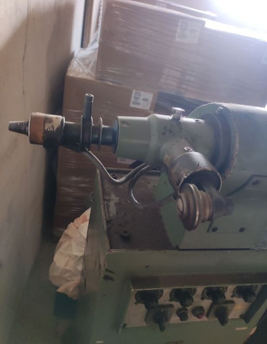Máquina para a indústria do calçado