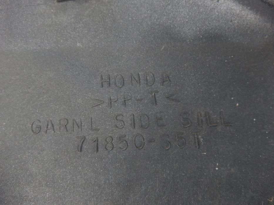 Listwy Progowe Honda Civic VII 3d 71850s5t 71800s5t Nh623m