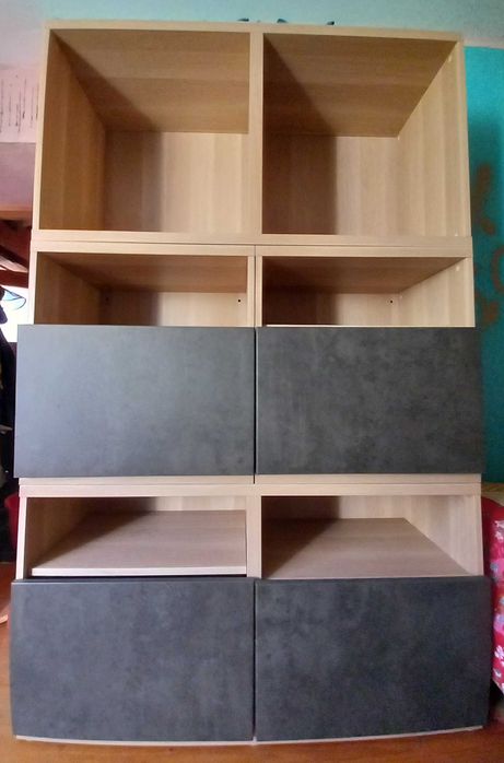 Módulos IKEA com gavetas