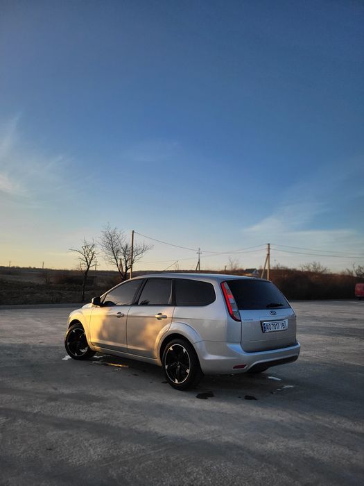 Ford Focus 2010 року