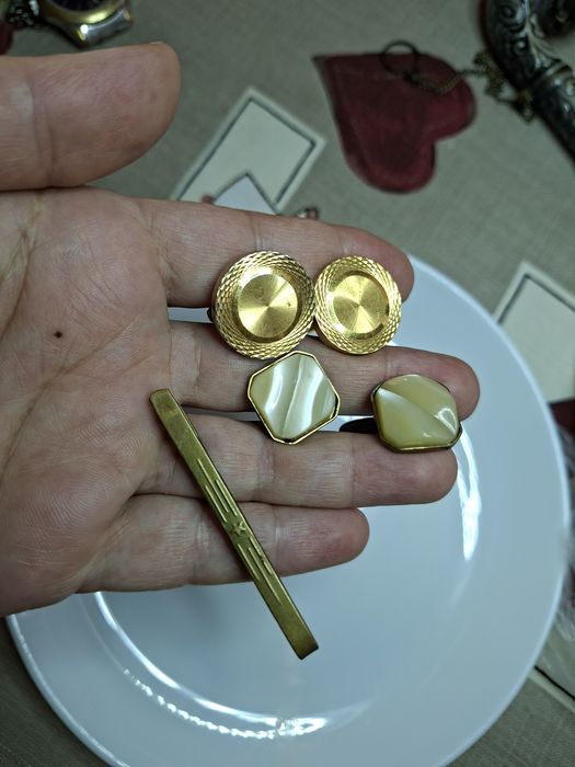 Зажигалки.Запонки. Кольцо.