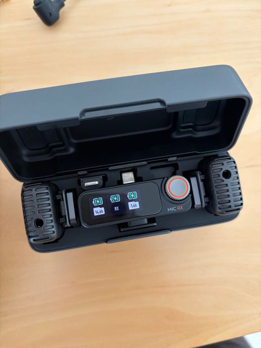 DJI Mic 2 – Kit com 2 microfones e caixa de carregamento