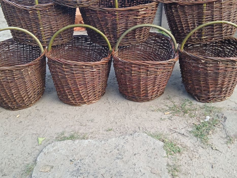 Sprzedam miotły brzozowe oraz kosze wiklinowe z
