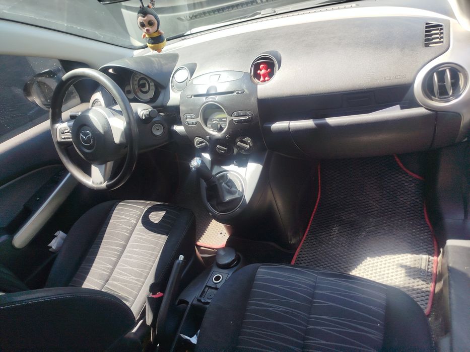 Продам Mazda - 2, 2009 г.в. - МЕХАНИКА.