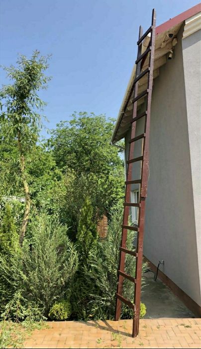 Драбина дерев'яна  орен да стремянка