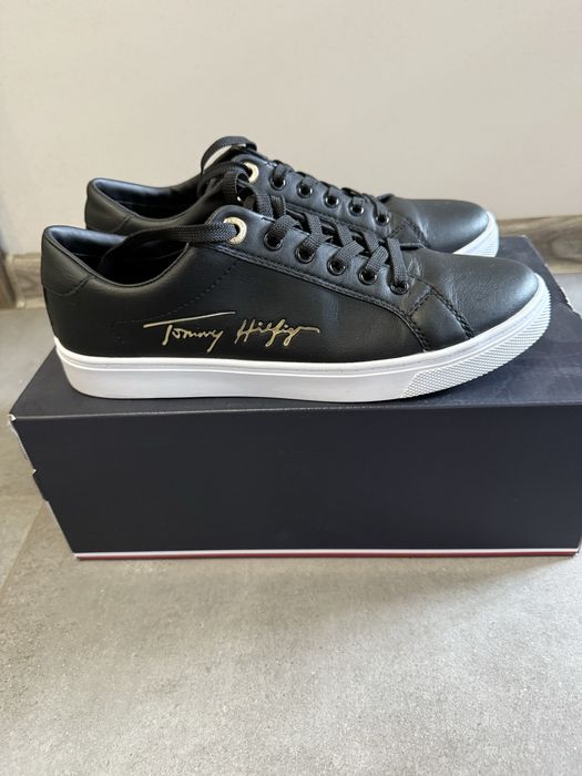 Buty damskie Tommy Hilfiger 39