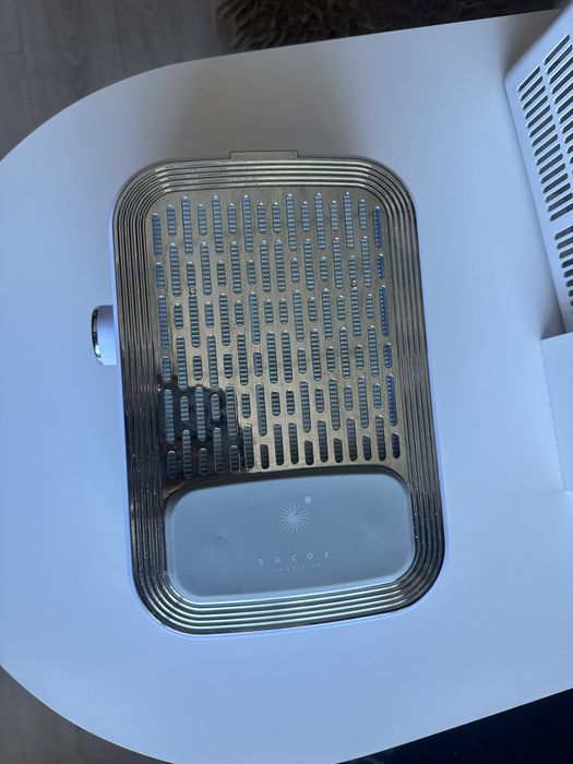 Витяжка для манікюру