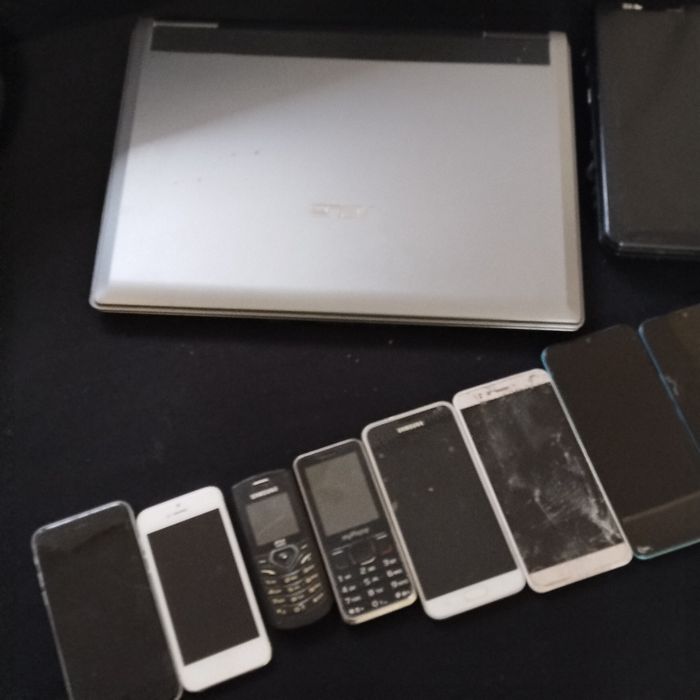 Телефони  ноутбуки