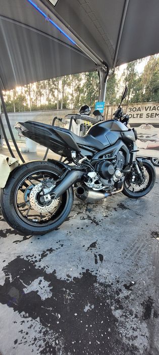 Vendo mota Mt09 2020