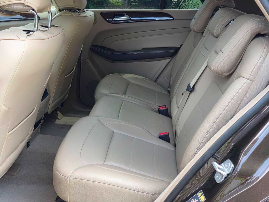 Mercedes-Benz M-Class ML 350 4MATIC      2013