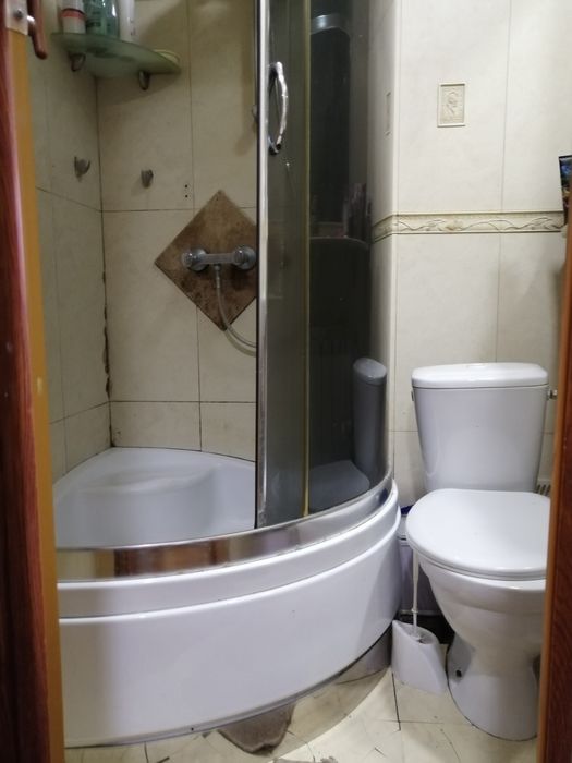 Юрівка, приватний будинок, половина