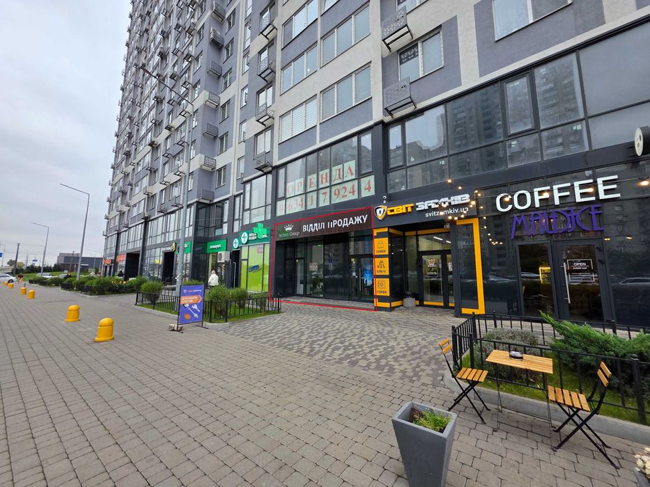 оренда супер фасадного приміщення ЖК Лебединий. Від власника