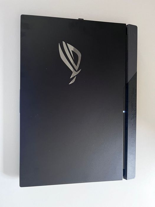 Laptop gamingowy ASUS ROG Strix SCAR 15 G533QS-HF212 15,6" 300Hz R9 59