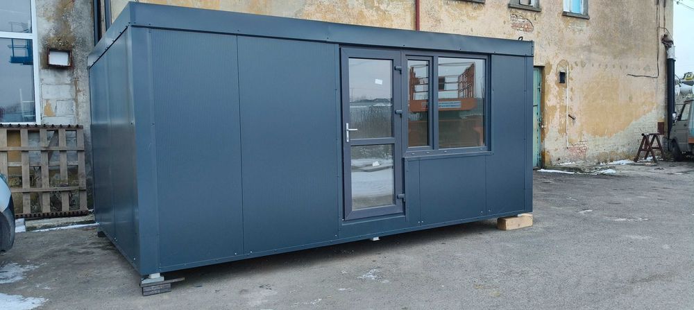 Konstrukcje z płyt warstwowych/Garaże/ magazyny/ dobudówki itp