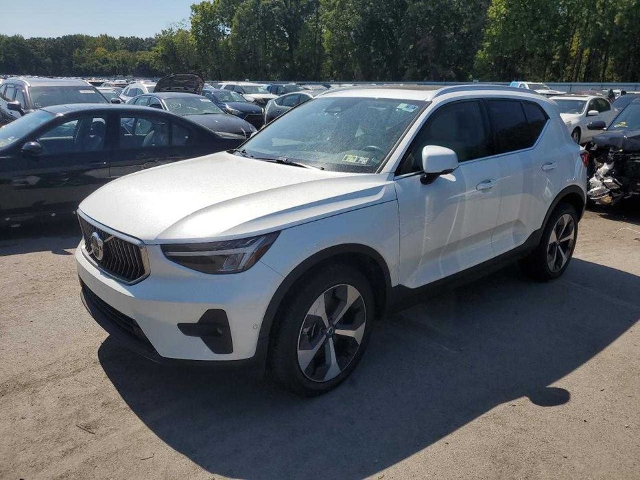 VOLVO XC40 | Бампер передній / задній Запчастини Розборка