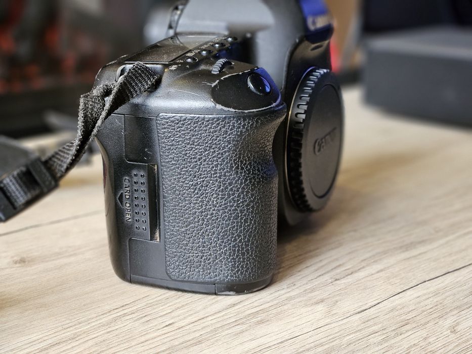 Canon 5d mark II полностью рабочий