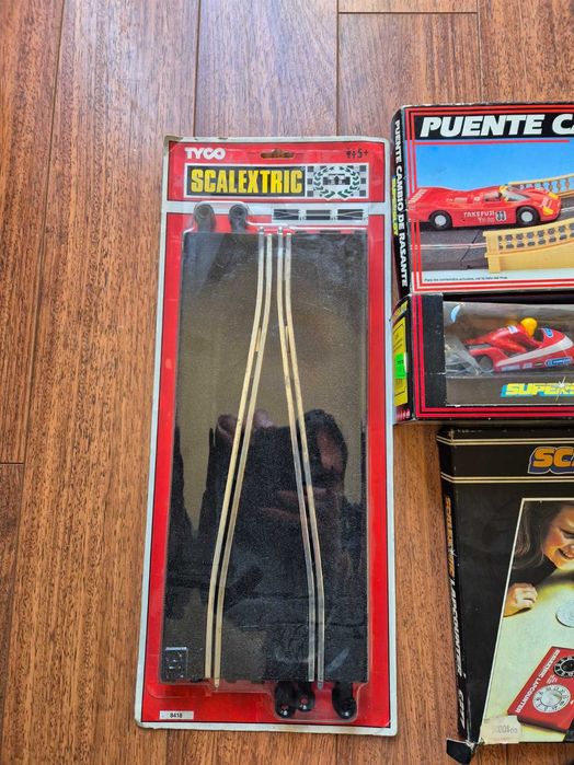 Conjunto vintage Scalextric e superslot