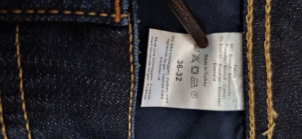 Джинсы dressman. Размер 36/32