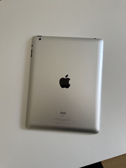 iPad Tablet, 3rd Generation, 32 GB64584765118081120