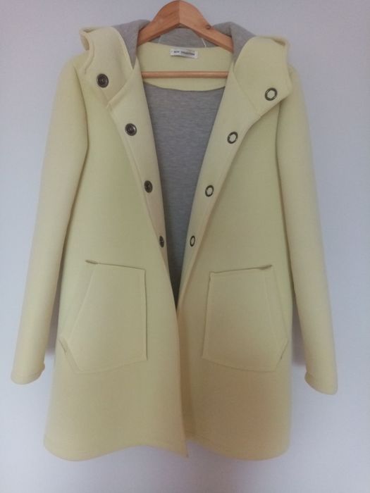 Płaszcz Wiosenny Cytrynowy M