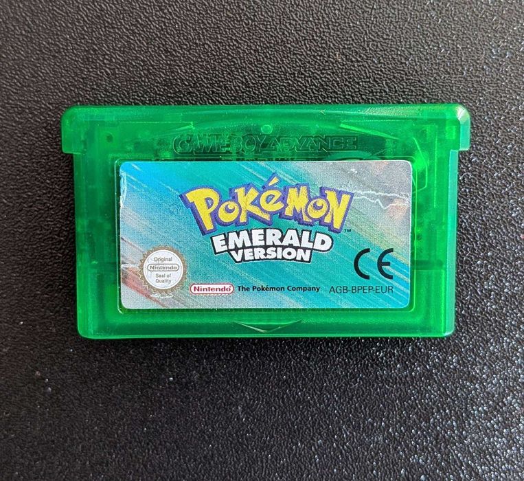 Pokémon Emerald GBA Original – Perfeito Estado