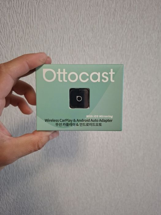 Адаптер Ottocast Mini бездротове підключення Carplay, Android auto