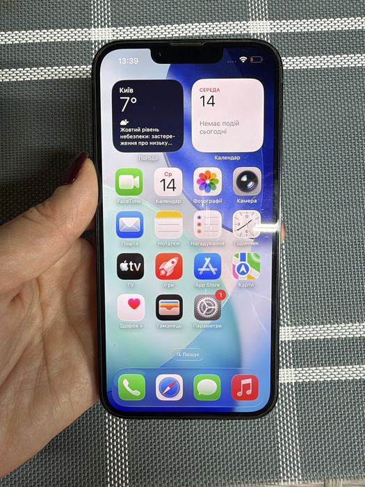 телефон iPhone 14