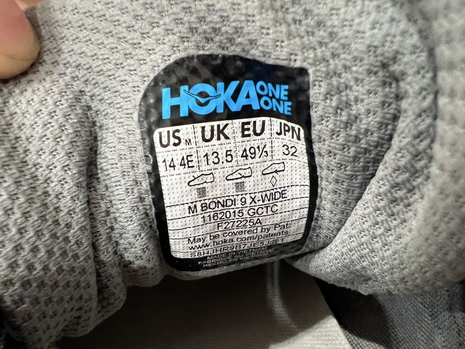 Кросівки Hoka Bondi 9