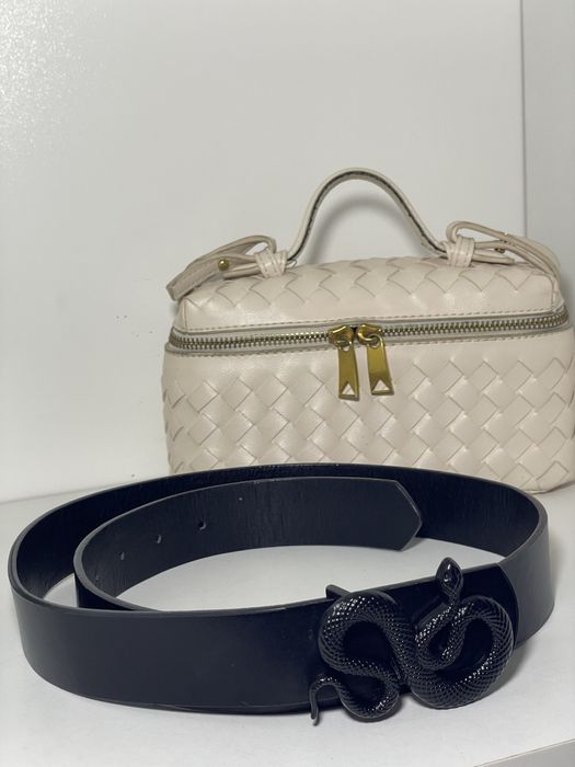 Продаю жіночі ремені 1 шт 100грн