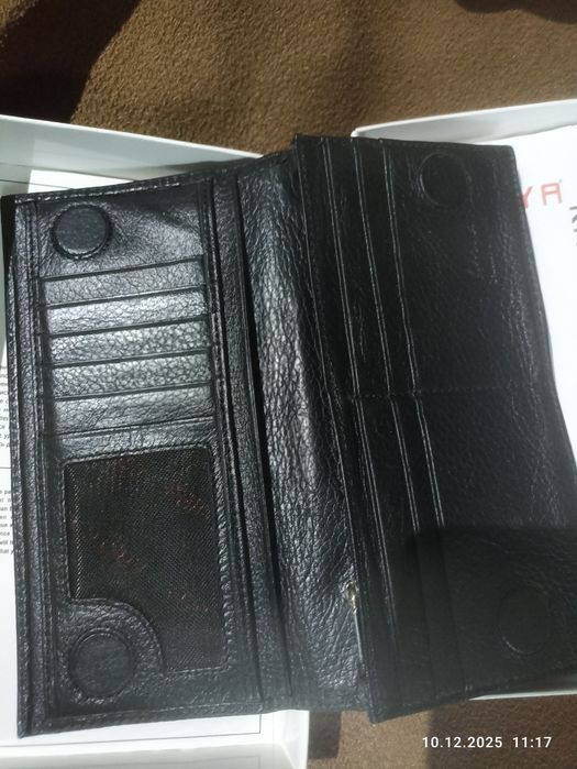 Кошелек мужской из натуральной кожи   "KARYA"