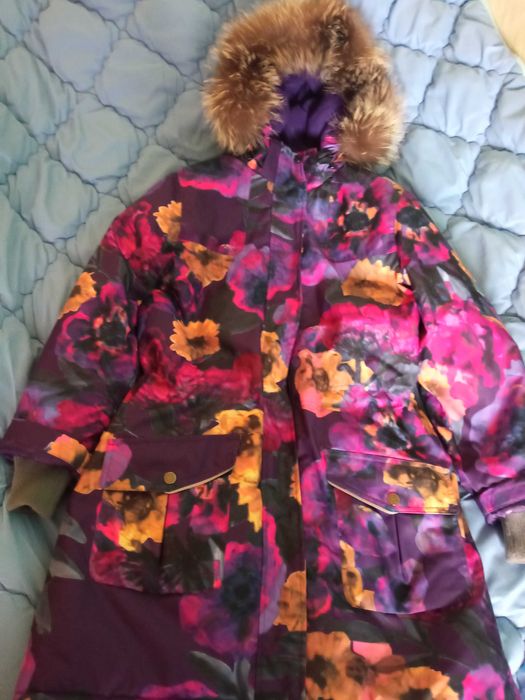 зимнее пальто на девочку, размер S фирма HUPPA
