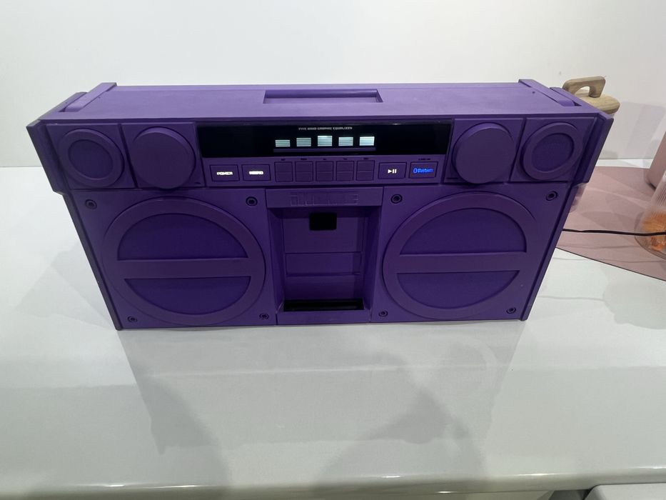 Radio iHome iP4 Portable FM Stereo Boombox
